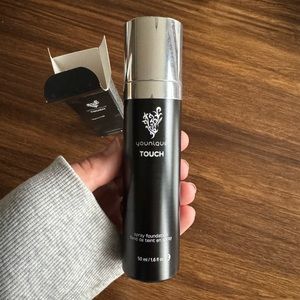 Younique Touch Spray Foundation - Velour